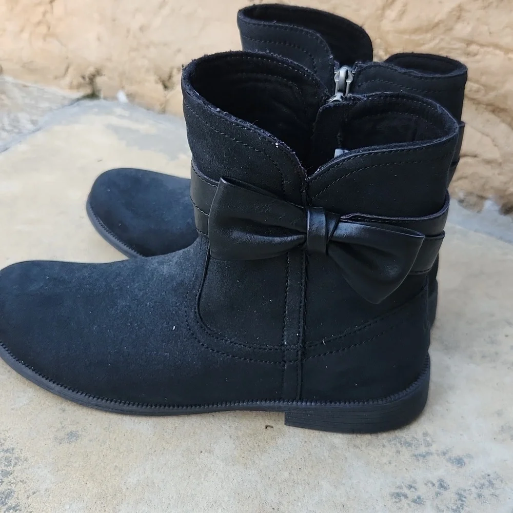 UGG Joanie Bow Boot Black Size 5